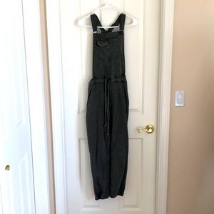 Overall jumpsuit extremely soft!